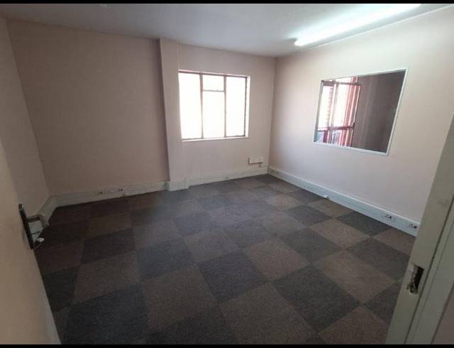 INDUSTRIAL PROPERTY TO RENT IN SAMRAND BUSINESS PARK